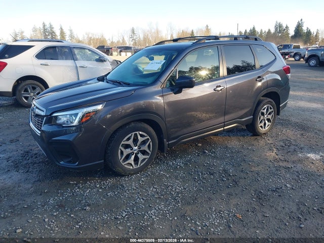 Subaru Forester Premium 2019 JF2SKAGC6KH536126 Image 2