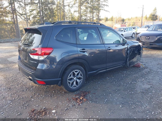 Subaru Forester Premium 2019 JF2SKAGC6KH536126 Image 4