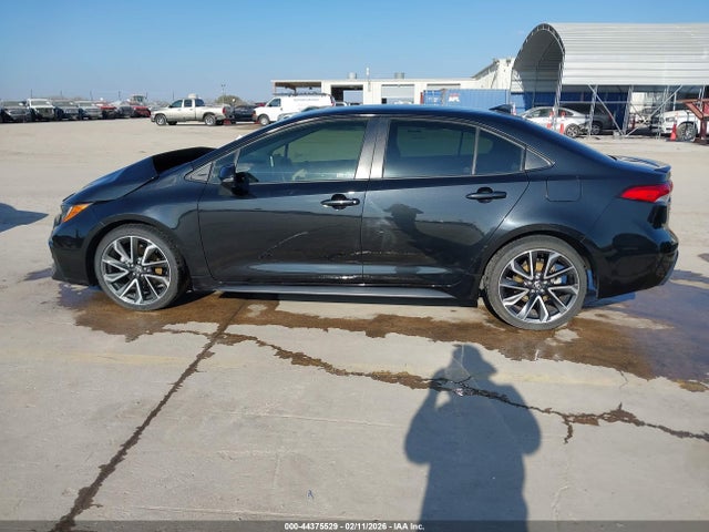 JTDS4RCE6LJ011656 Toyota COROLLA SE