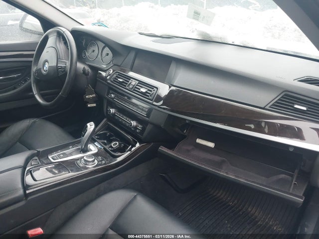 44375551 :رقم المزاد ، WBAXH5C50DD107377 vin ، 2013 Bmw 528i Xdrive مزاد بيع