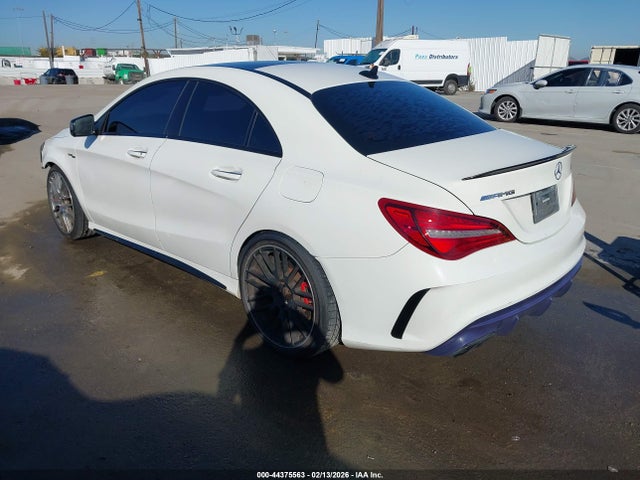 2018 MERCEDES-BENZ AMG CLA 45 WDDSJ5CB4JN568181 Photo 2