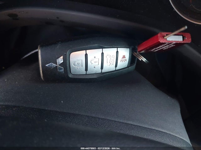 2022 MITSUBISHI OUTLANDER JA4J3UA85NZ074163 Photo 10