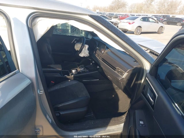 2022 MITSUBISHI OUTLANDER JA4J3UA85NZ074163 Photo 4