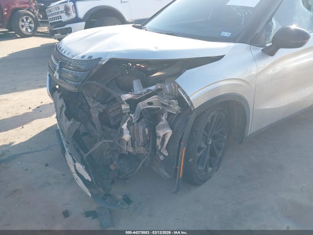 2022 MITSUBISHI OUTLANDER JA4J3UA85NZ074163 Photo 5