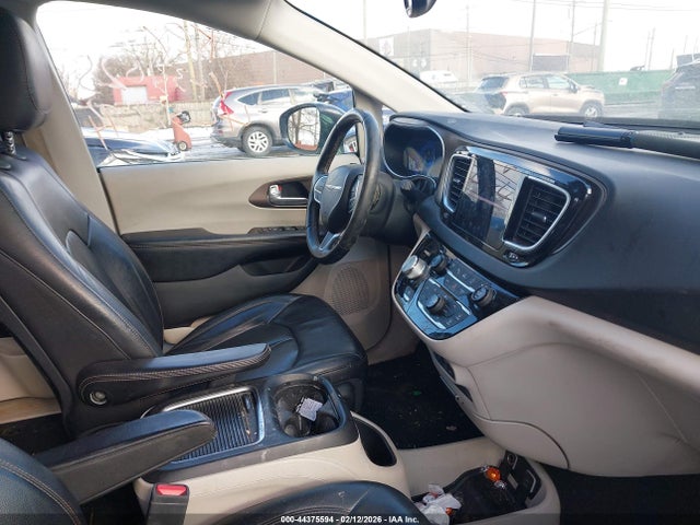 Aukcja sprzedaży 2018 Chrysler Pacifica Touring L Plus, vin: 2C4RC1EG1JR331025, numer aukcji: 44375594