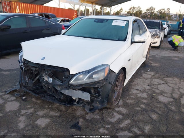 Mercedes-Benz E 350 2014 WDDHF5KB6EA928304 Image 2