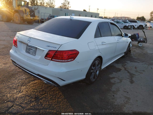 Mercedes-Benz E 350 2014 WDDHF5KB6EA928304 Image 4