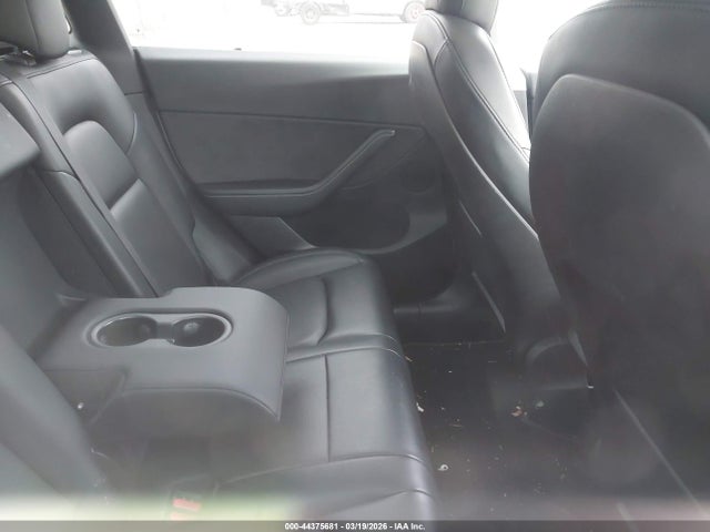 2021 TESLA MODEL Y 5YJYGDEE6MF263224 Photo 7