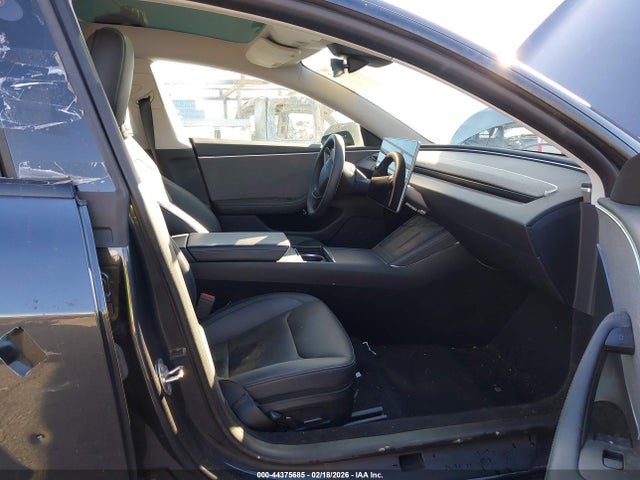 2024 TESLA MODEL 3 5YJ3E1EA1RF743089 Photo 4