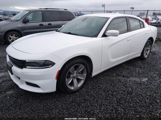 2C3CDXHG7FH870333 Dodge Charger Sxt
