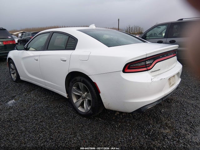 2C3CDXHG7FH870333 Dodge Charger Sxt