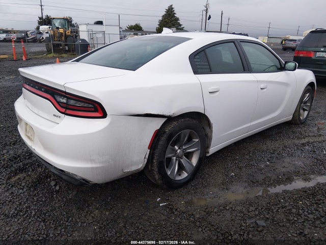 2C3CDXHG7FH870333 Dodge Charger Sxt