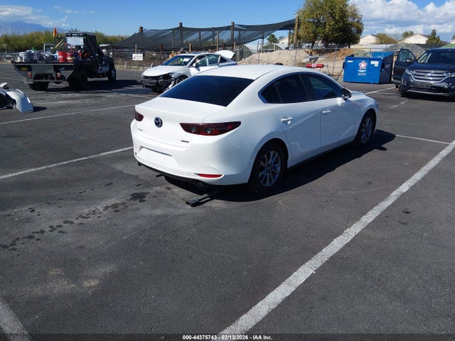 JM1BPAAL3M1327768 Mazda Mazda3 2.5 S