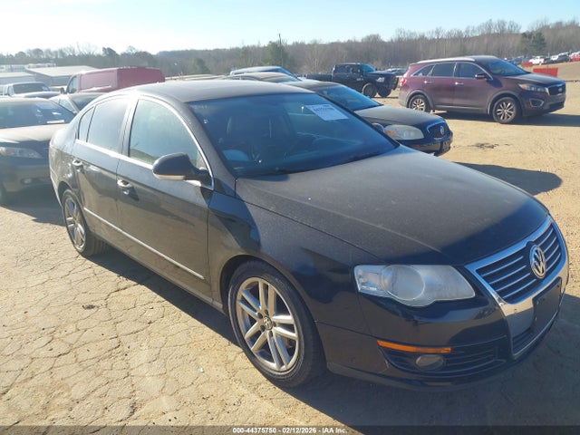 2008 VOLKSWAGEN PASSAT WVWEK73C58E145614