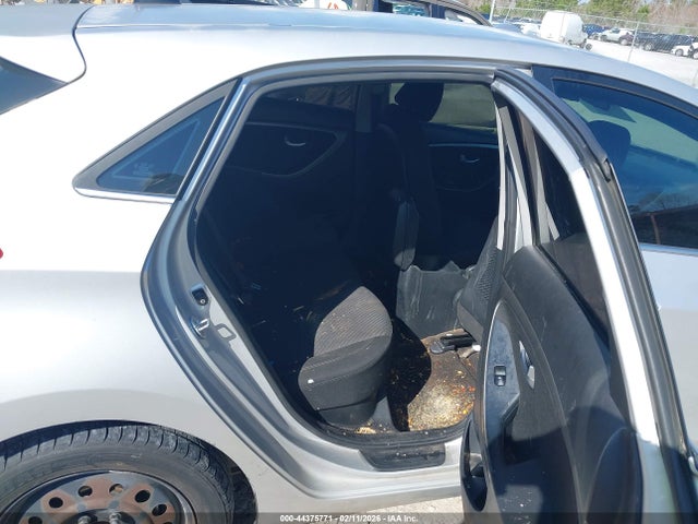 KMHD35LH0GU326158 Hyundai ELANTRA GT