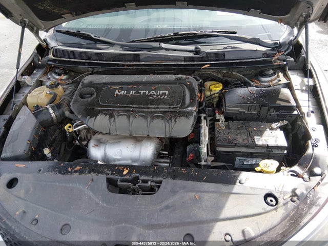 44375812 :رقم المزاد ، 1C3CCCAB4FN602048 vin ، 2015 Chrysler 200 Limited مزاد بيع
