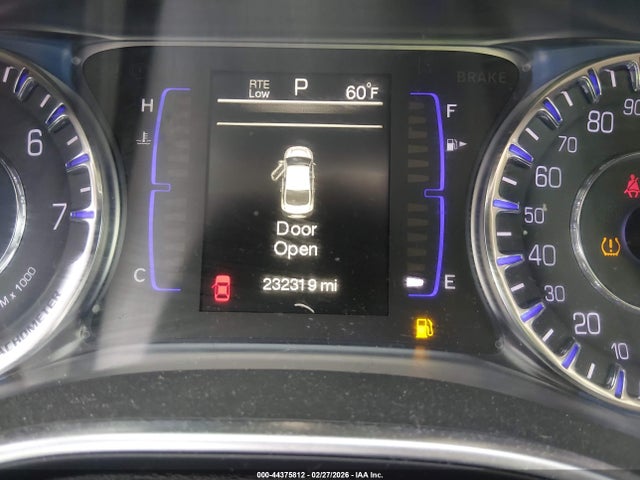 44375812 :رقم المزاد ، 1C3CCCAB4FN602048 vin ، 2015 Chrysler 200 Limited مزاد بيع