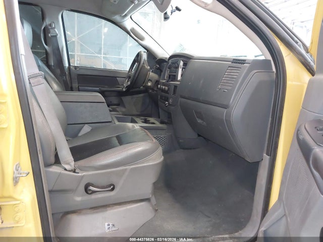 2008 DODGE RAM 1500 1D7HU18228S503604 Photo 4