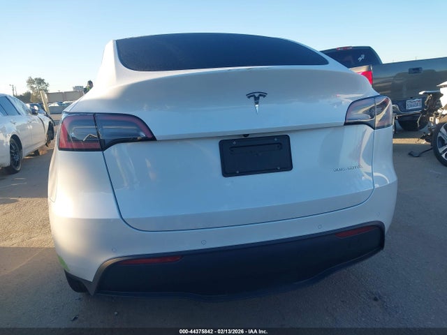 7SAYGDEE4NF538884 Tesla Model Y Long Range Dual Motor All-wheel Drive