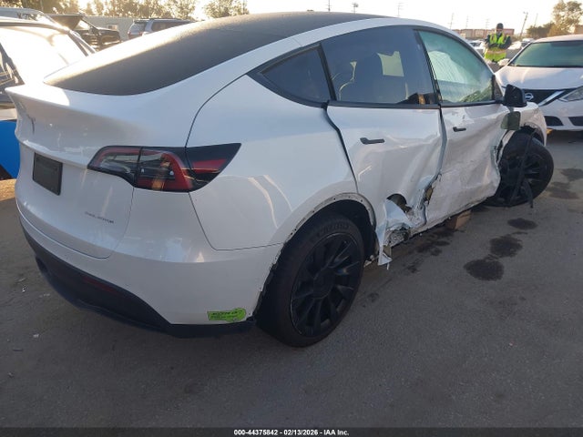 2022 TESLA MODEL Y 7SAYGDEE4NF538884 Photo 3