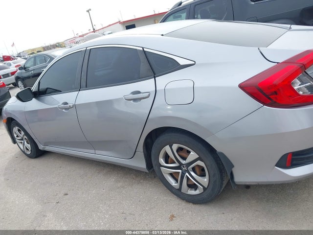 Honda Civic Lx 2018 19XFC2F57JE011151 Image 14