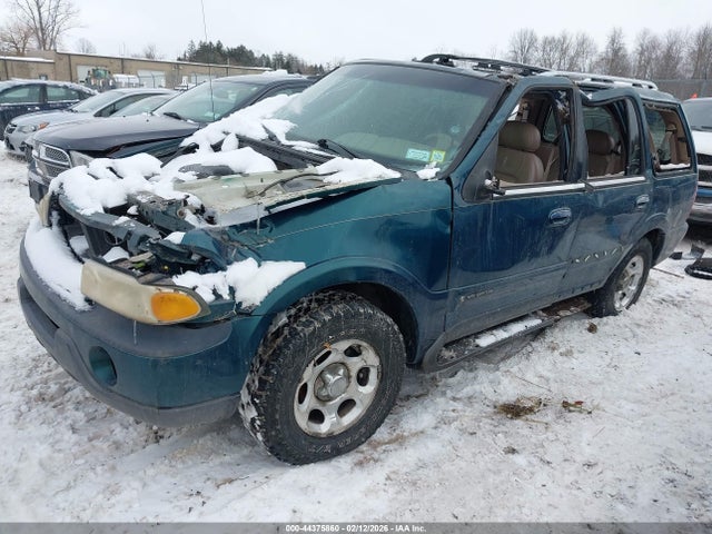 1998 LINCOLN NAVIGATOR 5LMPU28L5WLJ10670 Photo 1