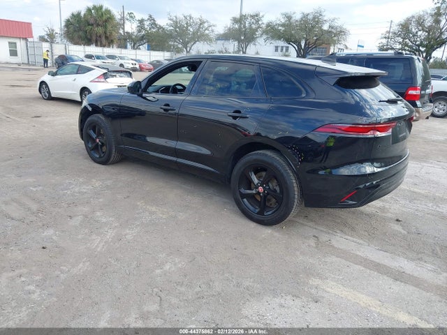 2022 JAGUAR F-PACE SADCJ2EX9NA701914 Photo 2
