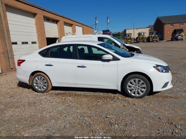 2019 Nissan Sentra S მანქანა იყიდება აუქციონზე, vin: 3N1AB7AP9KY393141, აუქციონის ნომერი: 44375866