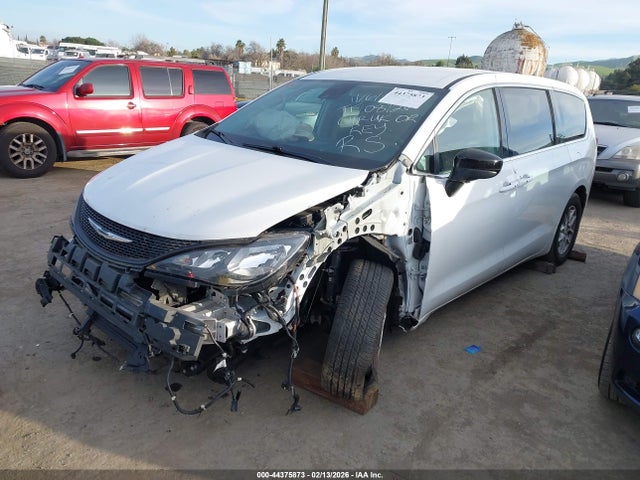 Chrysler Voyager Lx 2024 2C4RC1CGXRR106651 Image 2