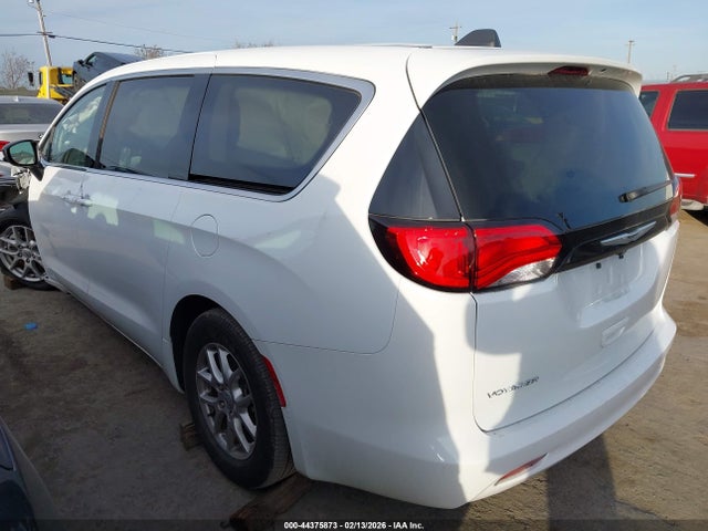 Chrysler Voyager Lx 2024 2C4RC1CGXRR106651 Image 3