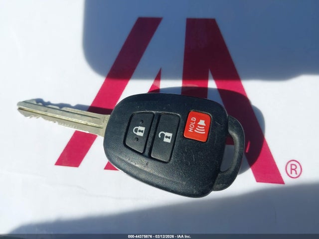 Toyota RAV4 LE 2018 2T3BFREV8JW760979 Image 11