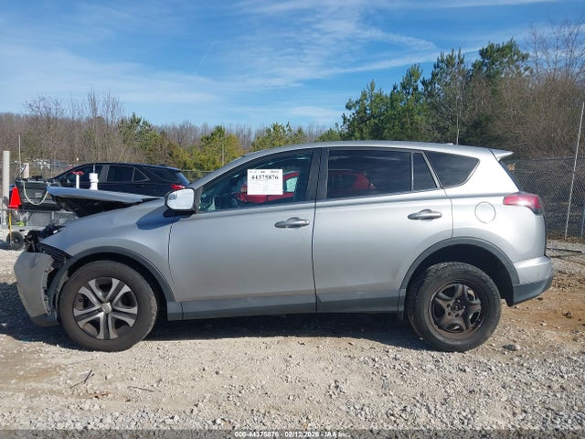 Toyota RAV4 LE 2018 2T3BFREV8JW760979 Image 14
