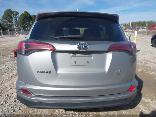 Toyota RAV4 LE 2018 2T3BFREV8JW760979 Image 16