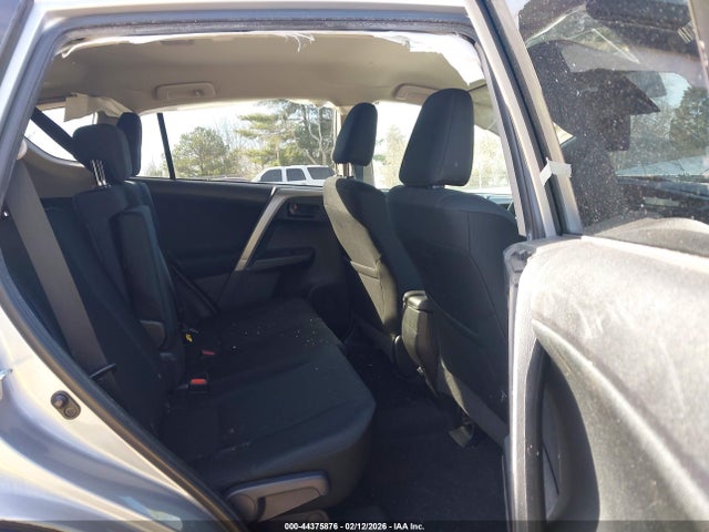 Toyota RAV4 LE 2018 2T3BFREV8JW760979 Image 8