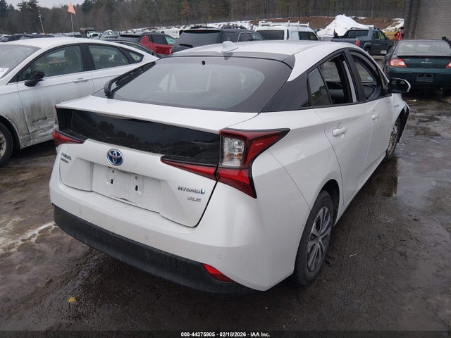 JTDL9MFU7N3035628 Toyota Prius Xle Awd-e