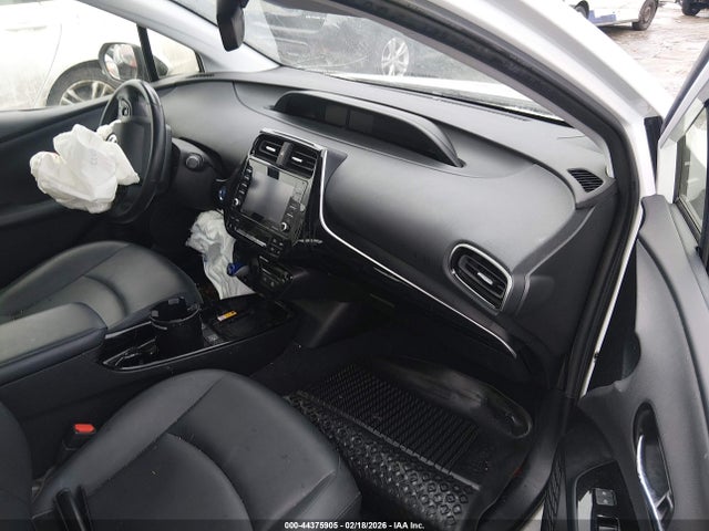 JTDL9MFU7N3035628 Toyota Prius Xle Awd-e
