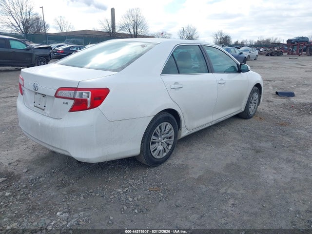 Toyota CAMRY LE 2014 4T4BF1FK2ER414839 Image 4