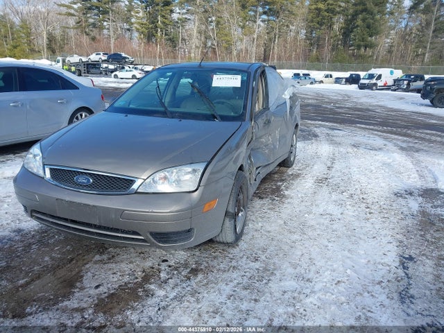 2005 FORD FOCUS 1FAHP34N95W183303 Photo 1