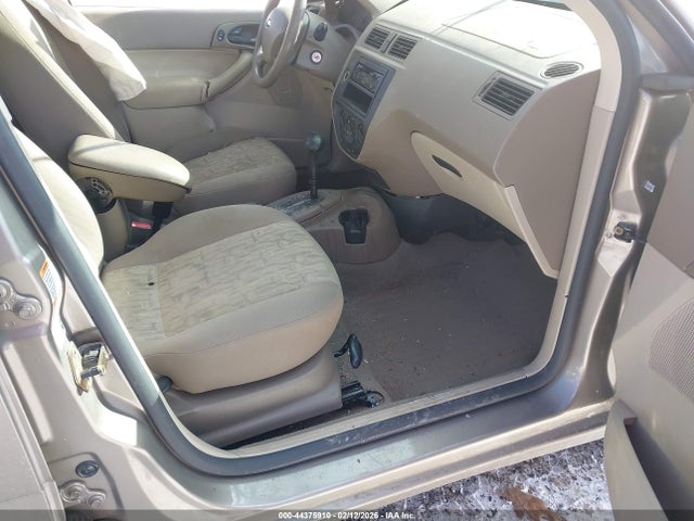 2005 FORD FOCUS 1FAHP34N95W183303 Photo 4