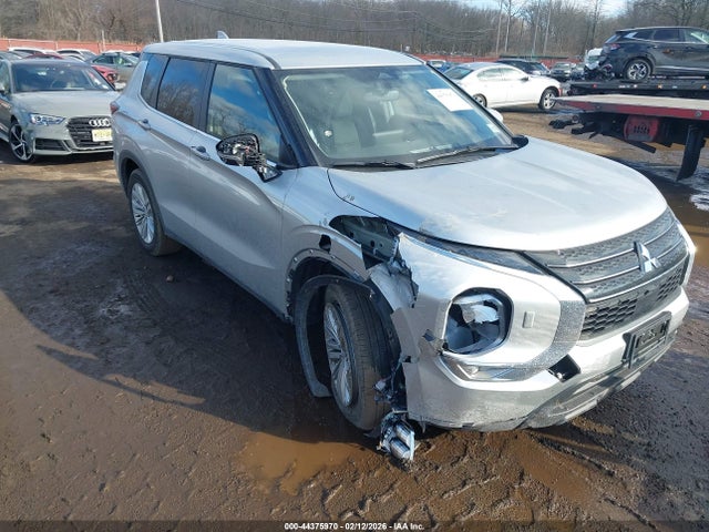 Продаж на аукціоні авто 2024 Mitsubishi Outlander Es 2.5 S-awc, vin: JA4J4UA87RZ079142, номер лоту: 44375970