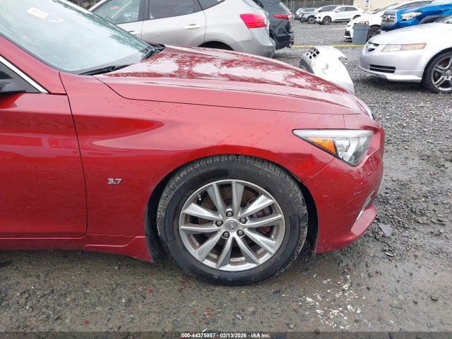 JN1BV7AP5EM672587 Infiniti Q50 Premium