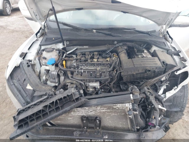 Продаж на аукціоні авто 2019 Volkswagen Passat 2.0t Wolfsburg Edition, vin: 1VWLA7A31KC012491, номер лоту: 44376030