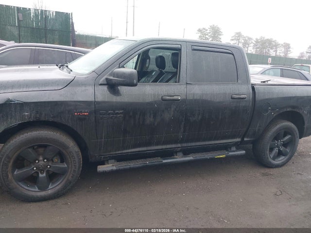 Aukcja sprzedaży 2017 Ram 1500 Express  4x4 5'7 Box, vin: 1C6RR7KT7HS823626, numer aukcji: 44376110