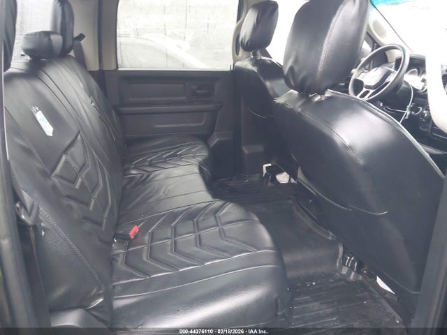 Aukcja sprzedaży 2017 Ram 1500 Express  4x4 5'7 Box, vin: 1C6RR7KT7HS823626, numer aukcji: 44376110