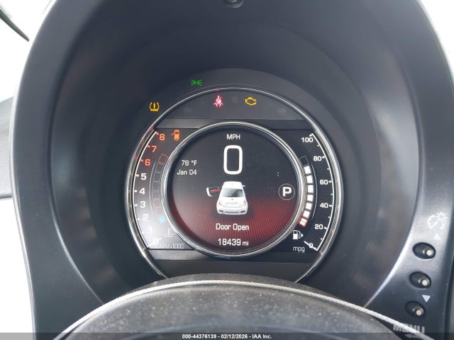2018 FIAT 500 3C3CFFKH7JT528726 Photo 6