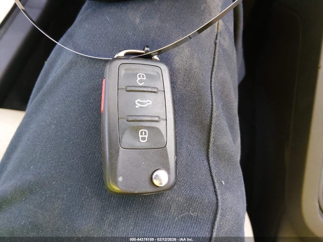 44376159 :رقم المزاد ، 3VWDB7AJ9HM308575 vin ، 2017 Volkswagen Jetta 1.4t Se مزاد بيع