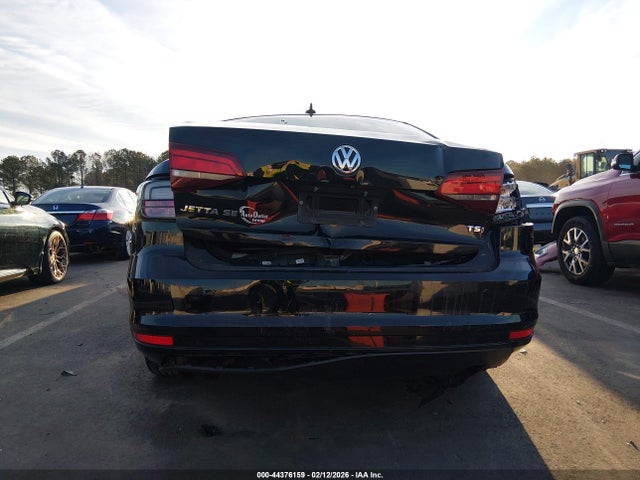 44376159 :رقم المزاد ، 3VWDB7AJ9HM308575 vin ، 2017 Volkswagen Jetta 1.4t Se مزاد بيع