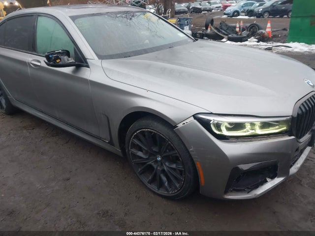 2022 BMW 750 WBA7U2C05NCJ06571 Photo 5
