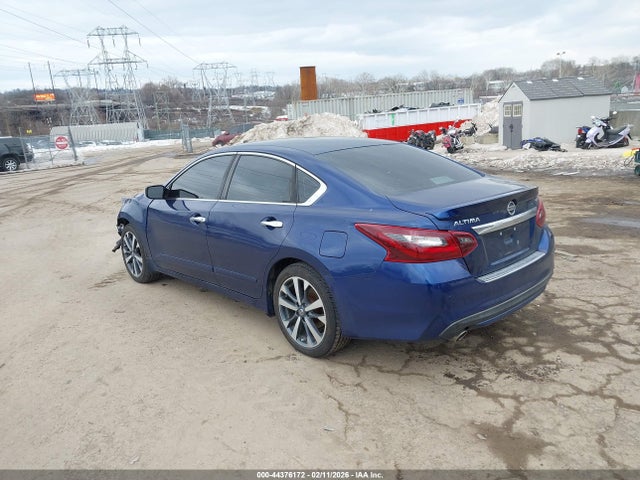 1N4AL3AP6HC495426 Nissan Altima 2.5 Sr