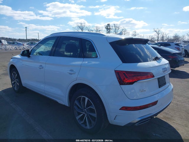 2023 AUDI Q5 WA1EAAFY9P2146735 Photo 2